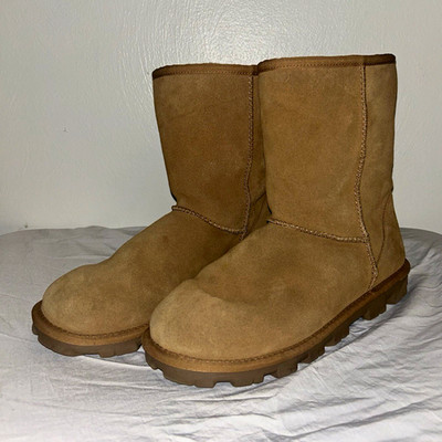 UGG Women's Size 8 Chestnut Suede Shearling Classic Short Lug Sole Boots
