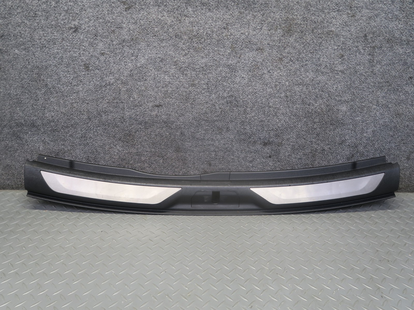 2017-2020 MASERATI LEVANTE M161 REAR TRUNK LOADING SILL TRIM PANEL