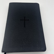 Holman CSB Ultrathin Reference Bible, Black LeatherTouch by C. S. B. Bibles 2017