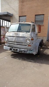 Dodge L700 Tilt Cab Tractor - COE - Cab Over Engine = BIG Brother to Dodge A100
