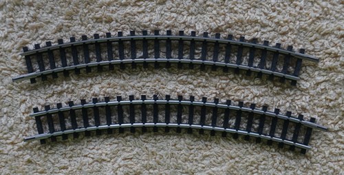 Trix 4922 (Pista N) 2 Piezas Vía Curvada - Oferta 3 - Imagen 1 de 2