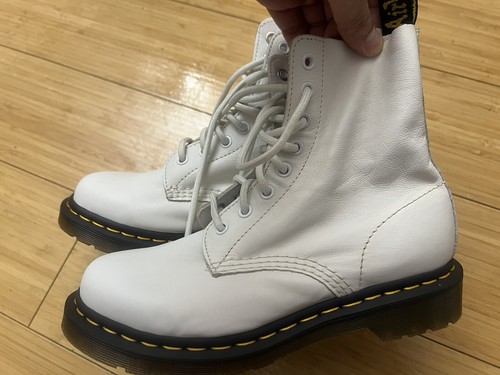 Dr Martens Danica Air Wair White Cream Soft Leather Boots Women's US Size 7