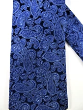 Geoffrey Beene Necktie Blue Paisley Silk Handmade 58.5X3.75 Vintage 1972