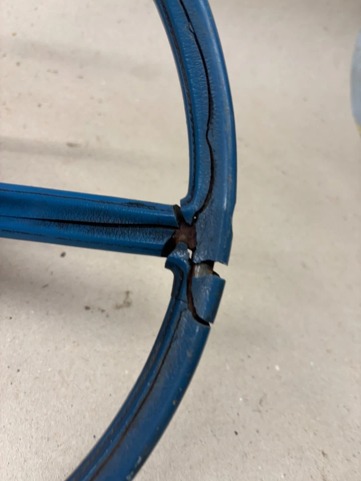 Volante AZUL usado y botón de bocina 70 71 72 73 Maverick Comet Mustang pinto Foto 2 de 4