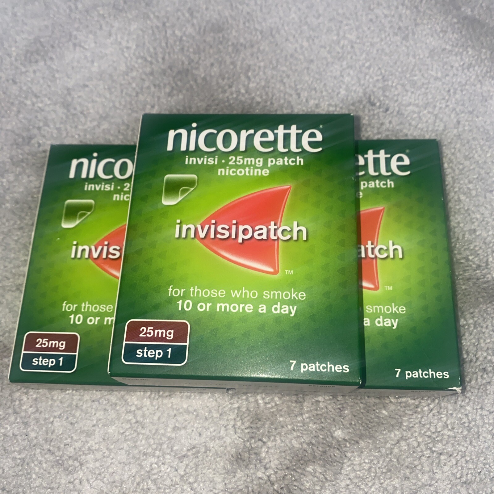 3 x Nicorette Step 1 Invisi 25mg Patches, Pack of 7 Exp  2028
