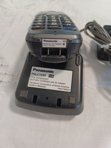 Panasonic KX-TGEA20 T Cordless Phone Handset w PNLC1050 Charging Base Expansion - Picture 8 of 8