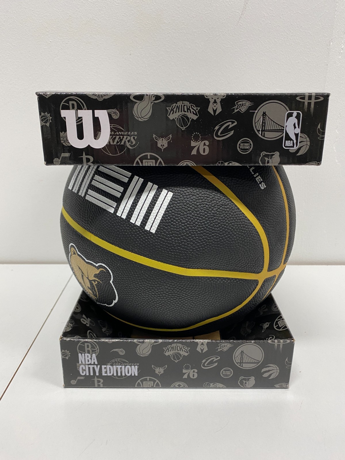 Ballon de basket Wilson NBA City Edition 2023 intérieur noir or taille 7