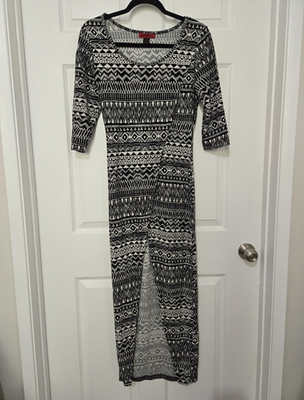 long sleeve striped maxi dress Limited Black and White stripe long sleeve V neck maxi evening gown