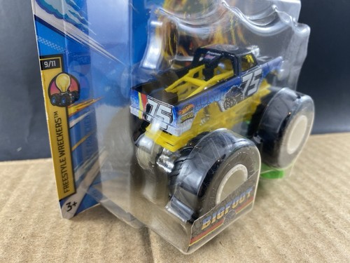 2023 Hot Wheels Bigfoot #75 Monster Trucks 1:64, COMB SHIP $1 - 第 4/5 張圖片