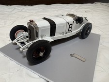 CMC 1/18 Mercedes-Benz SSKL 1931 German GP Winner Car #8 M-082 Edition of 4000