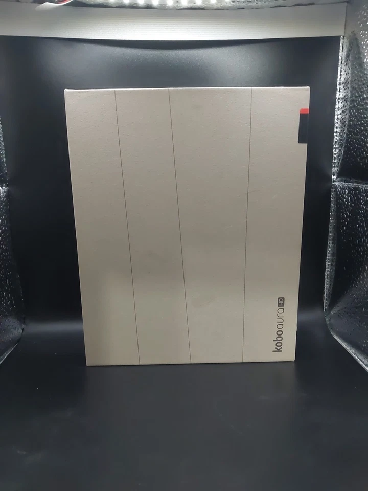 Kobo Aura HD N204B Touch E-Reader Tablet 6.7" Display 4GB Memory Wi-Fi Boxed - Image 4 of 4