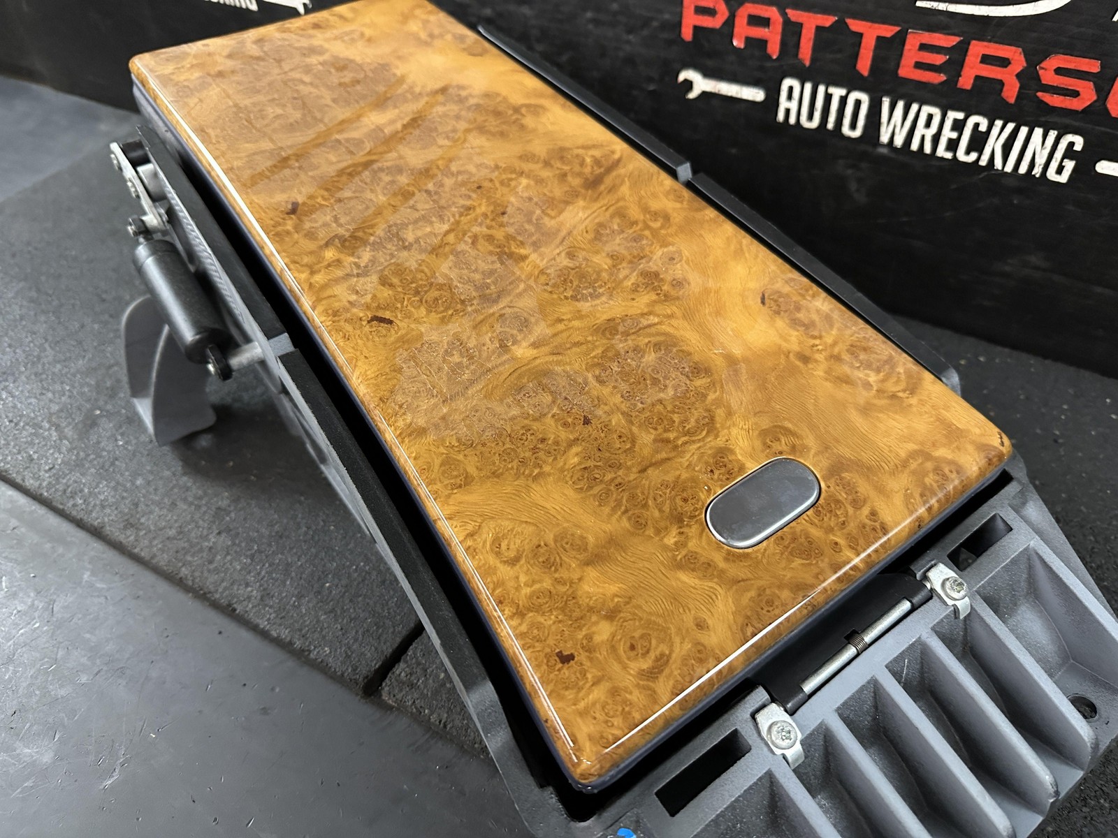 04-17 BENTLEY CONTINENTAL REAR CENTER CONSOLE ARMREST WOOD GRAIN 3W0885961C