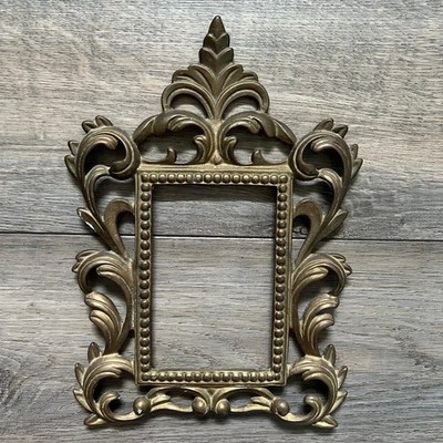 Vintage Ornate Victorian Style Heavy Brass Picture Frame 4x6 Gold Rectangular