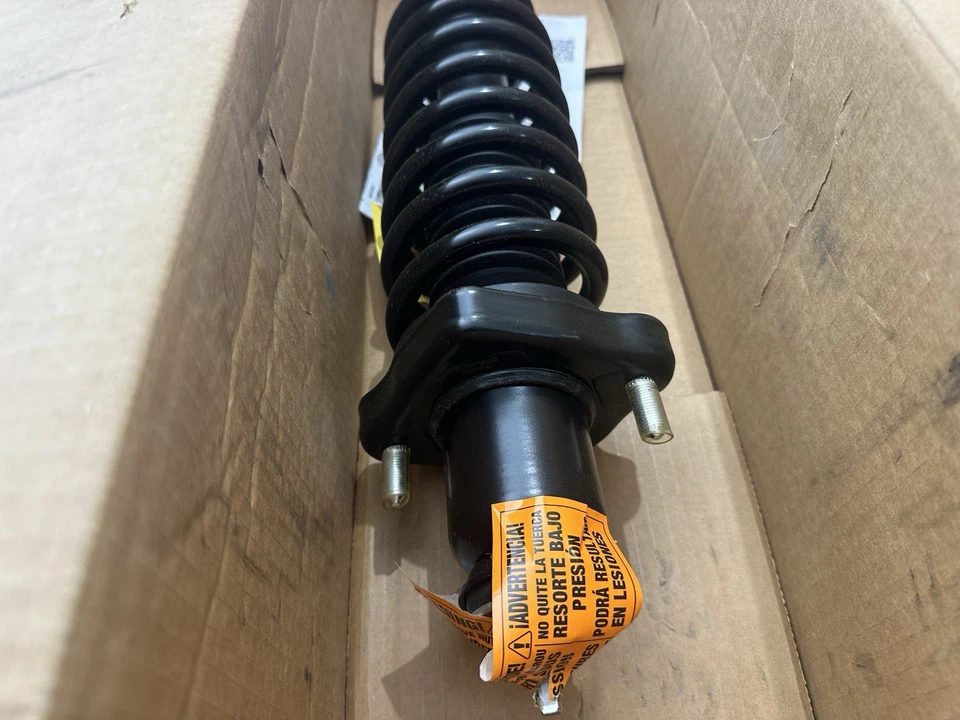 KYB SR4536 Suspension Strut and Coil Spring For 11-17 Jeep Compass Patriot — 第 4/4 张图片