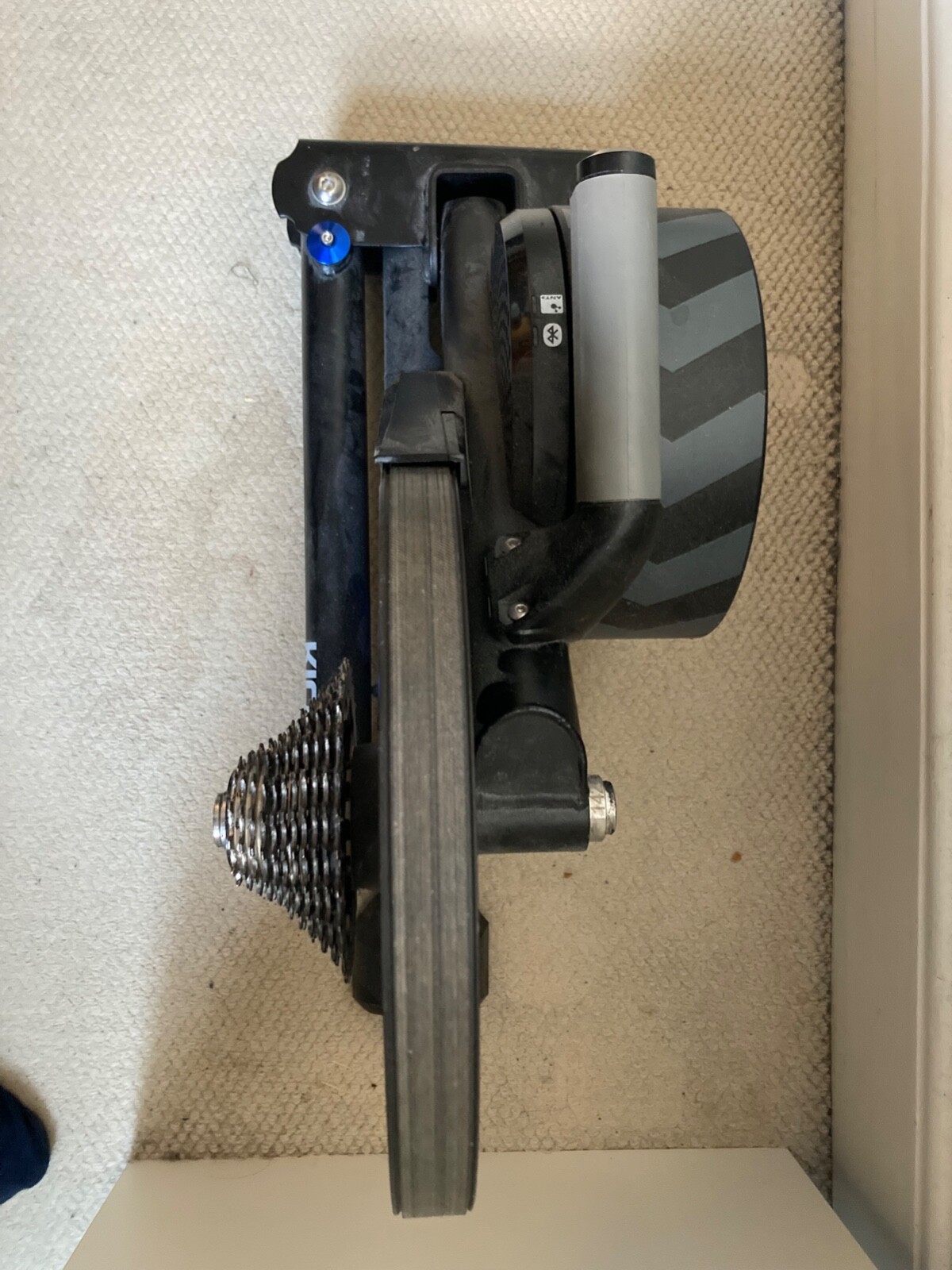 Wahoo KICKR Smart Turbo Trainer Black + Power cable Used 850010131092