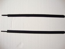1997-2006 Jeep Wrangler Outer Door Window Beltline Sweep Seal Kit 2 Pcs New