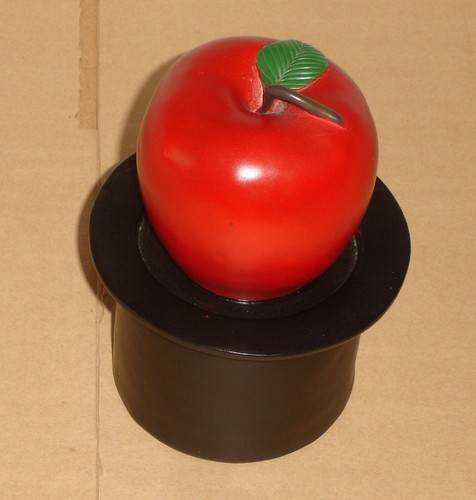 NY Mets - Shea Stadium * Ceramic Home Run Apple Hat Clock * SGA *AWESOME PIECE - Picture 5 of 8