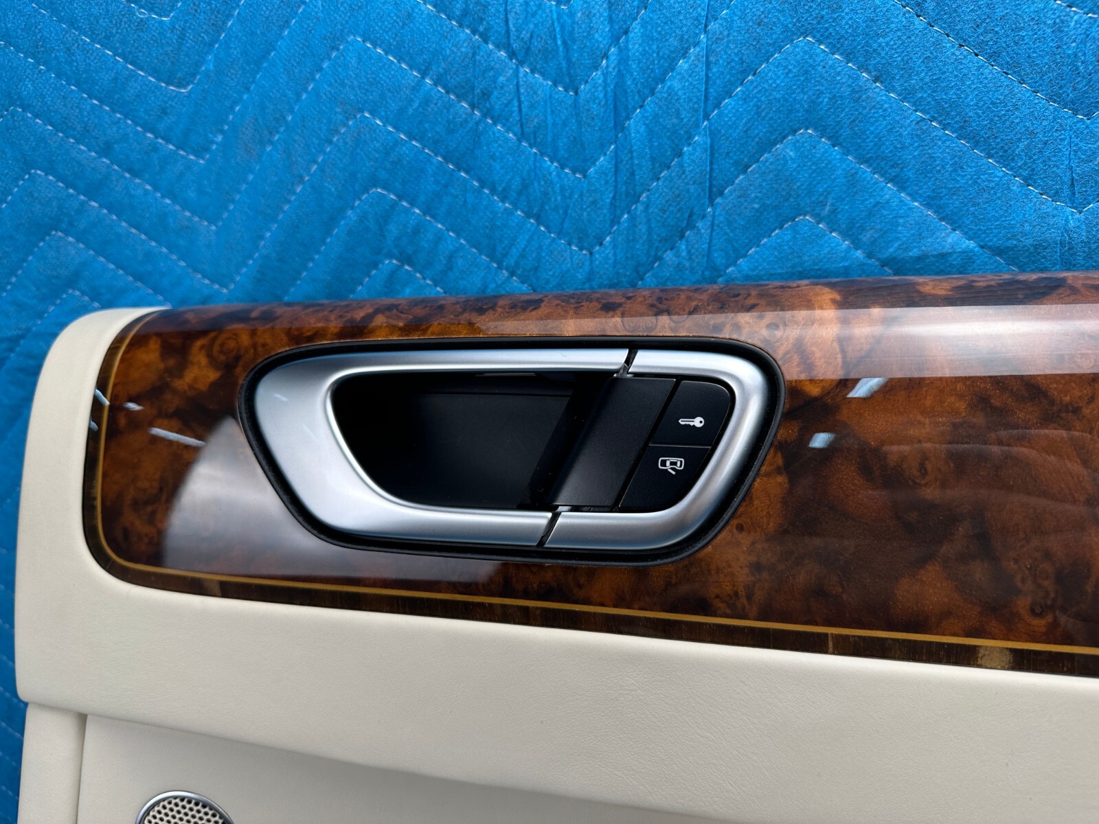 Bentley Flying Spur Rear Door Inner Trim Panel Passenger Side Ivory 2006-2012 OE