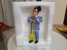 Rarissima Statua omino Totò vestito prigione in Stoffa alto 16,5 cm da collezion