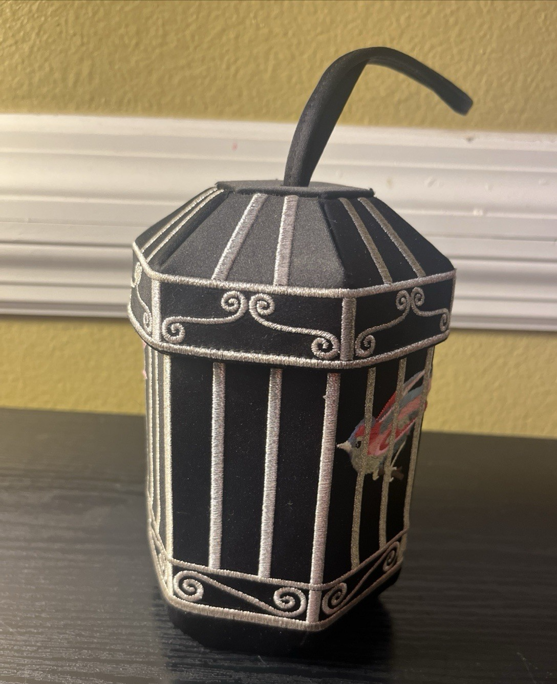 Picture 6 of 24