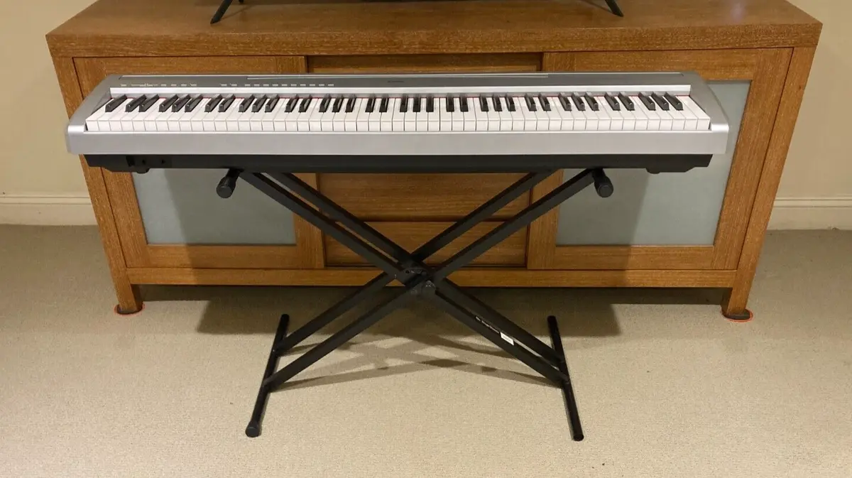 Yamaha P-95S Digital Electronic Piano / Keyboard/barely used/perfect  condition