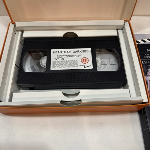 Hearts of Darkness: A Filmmaker's Apocalypse Collector's VHS & Book Box Set - Picture 3 of 5