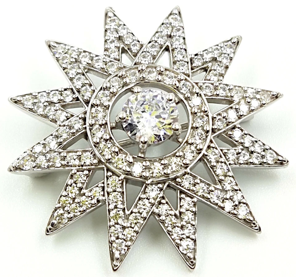 Hermoso broche de boda de circonita cúbica genuina con diseño de flor de estrella para mujer Foto 3 de 4
