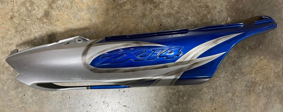 06-11 KAWASAKI ZX-14 REAR RIGHT SIDE TAIL FAIRING CUSTOM PAINT BLUE 36040-0044 - Image 2 of 4