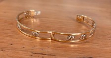 Rare and individual 14K Yellow Gold Elephant Bangle Bracelet 15 grams