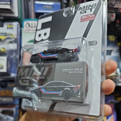 Mini GT 306 BMW M4 LBWK Black whit Stripe Exclusive RARE in