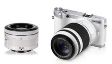 Samsung NX300 20.3MP Wi-Fi Mirrorless Camera w/20-50mm  50-200mm Lens Kit White