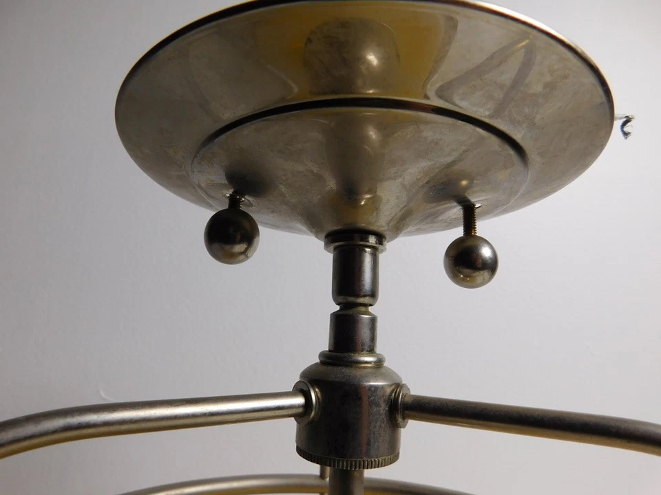 Par de lámparas industriales Art Deco 1933 de vidrio abovedado con luz aluminio cableado 8"X11" Foto 4 de 4