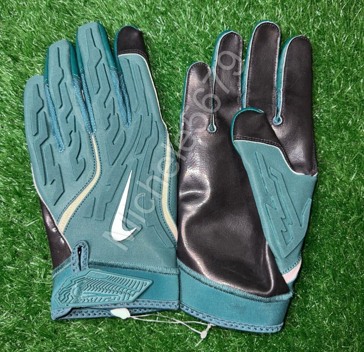 Nike NFL Saquon Barkley Eagles PE Superbad 7 Football Gloves