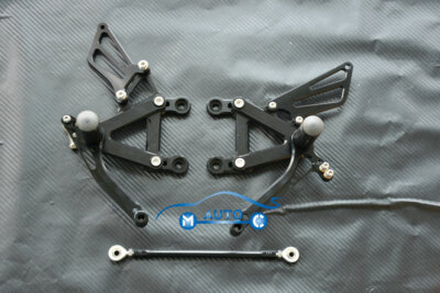 CNC Fußrastenanlage Verstellbare für Kawasaki NINJA ZX6R ZX 6R 2003-2004 schwarz