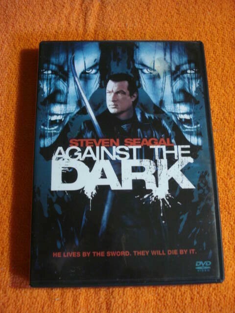Against The Dark (Horror Vampire DVD) Steven Seagal, Keith David