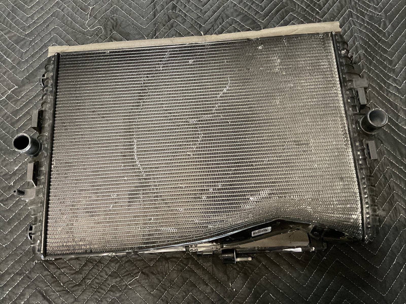 2018 MCLAREN 720S REAR DRIVER RADIATOR W/CONDENSER 11L0359CP.02 OEM~DAMAGE~