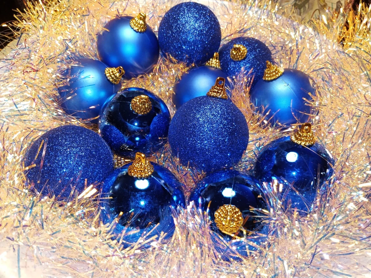 Gonna Per Albero Di Natale Eternal Beauty Rotonda 91 Cm Con Paillettes Blu: Nascondi Il Piede Con Stile - 3