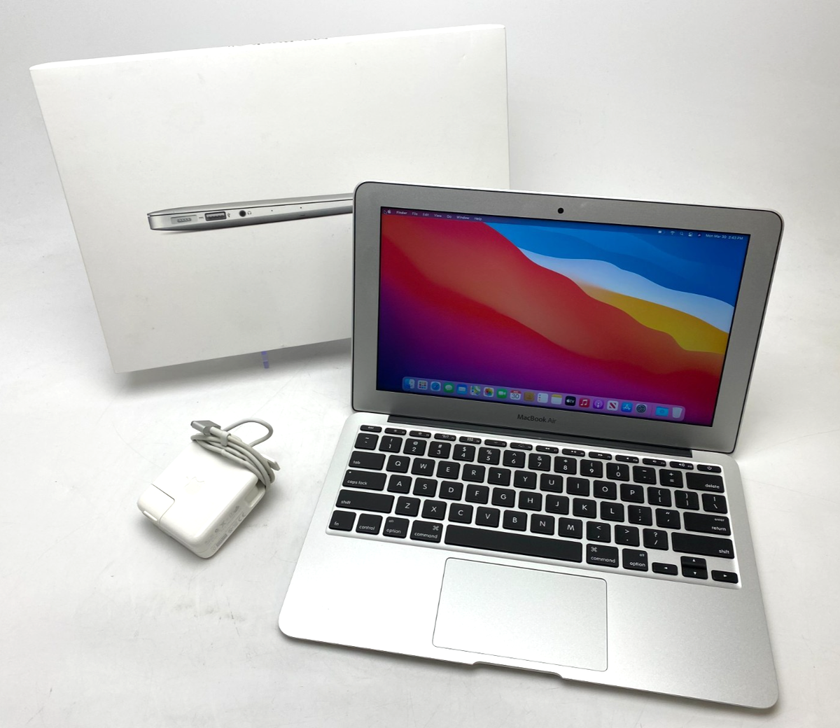 MACBOOK AIR 11