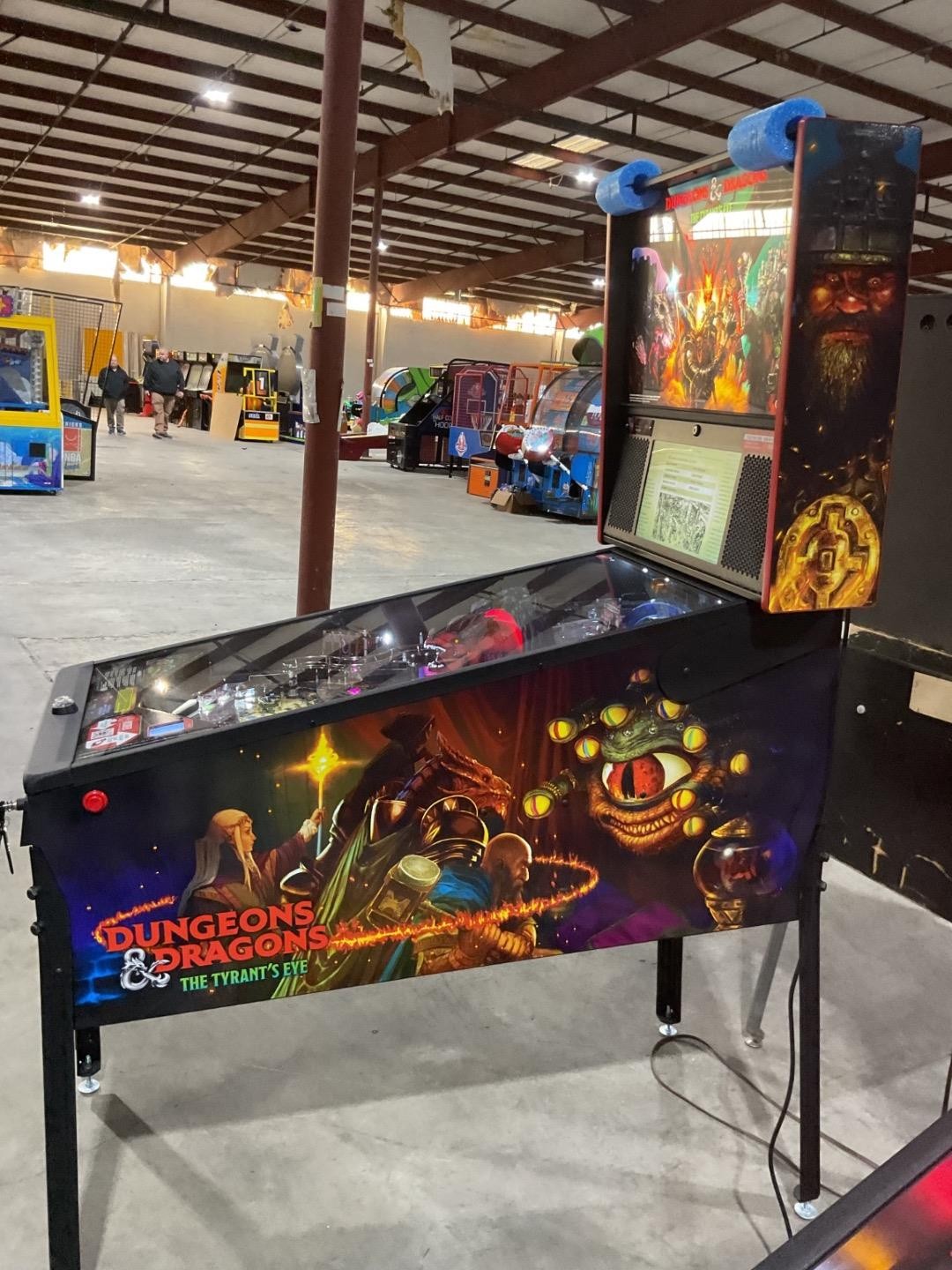 DUNGEONS & DRAGONS PRO by STERN PINBALL COIN-OP Pinball Machine