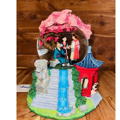 RARE Disney Store Mulan Musical Snowglobe Reflection Father Fa Zhou Li Shang