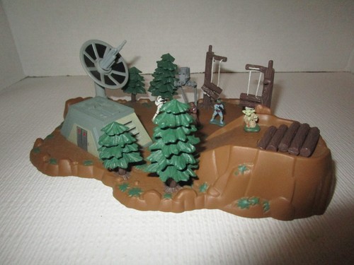 Star Wars Micro Machines Endor 1994 Galoob Playset with Figures & Accessories