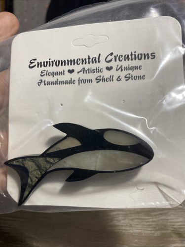 Environmental Creations-Handmade From Shell & Stone Orca Killer Whale Pin/Brooch - Picture 3 of 4