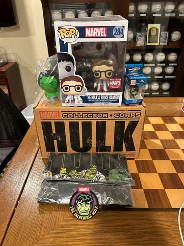 Funko Marvel Collector Corps Exclusive Hulk Complete Box