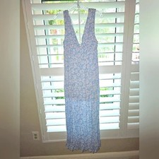NWT Love Tree Maxi Dress Blue white flowers M