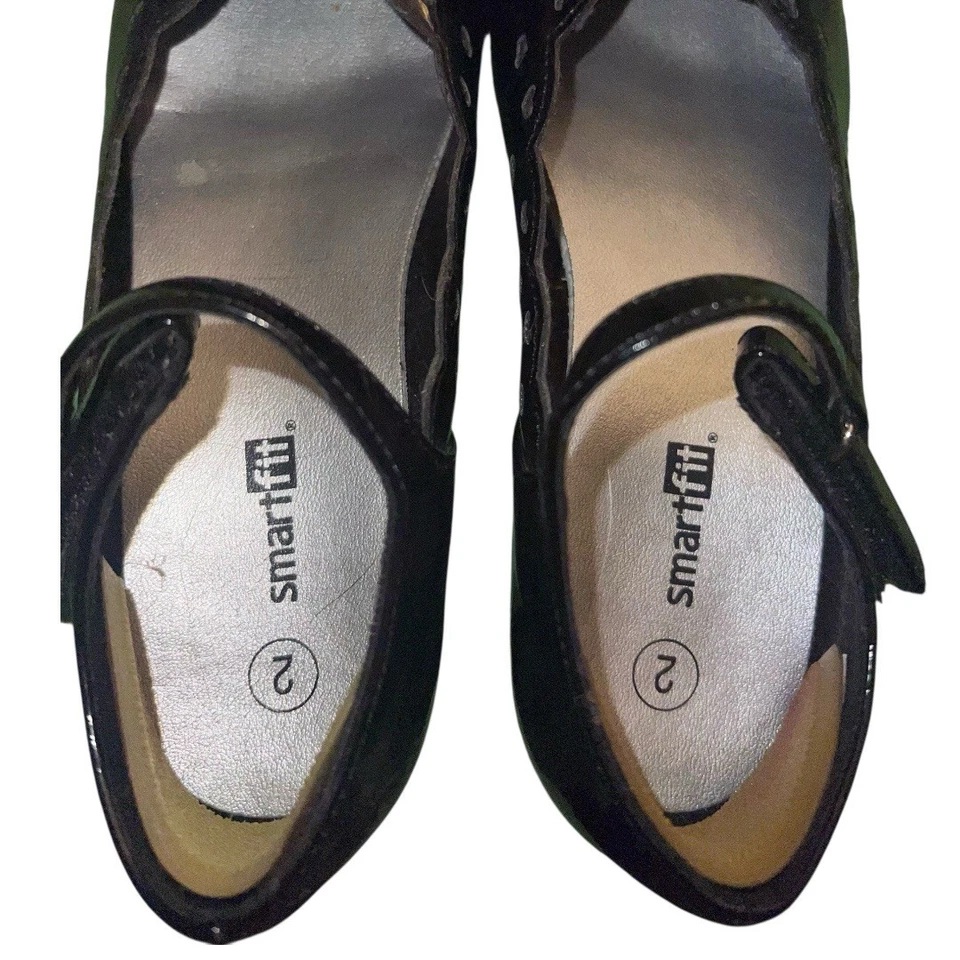 Zapatos de vestir SMARTFIT de charol negro, talla para niñas pequeñas 2 Foto 4 de 4
