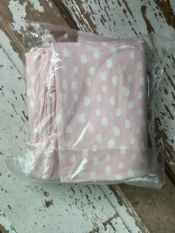 Nueva cubierta de silla Pottery Barn Kids brazo cuadrado en cualquier lugar - rosa con blanco Foto 3 de 4