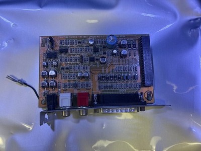   Commodore Amiga A4000T Audio/Video Module Expansion Card DB-23 RCA