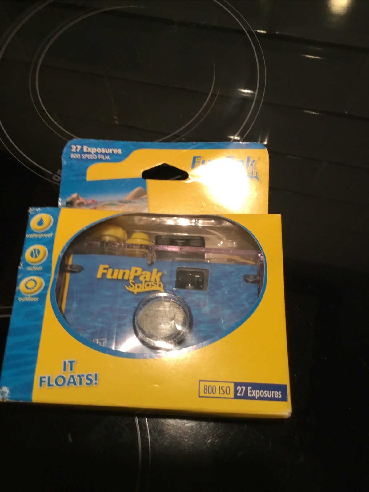 Vintage Funpak Splash 27 Exposures 800 Speed Film Out Of Date New Unopened 