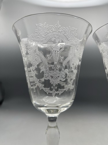 Vintage Morgantown Virginia Etched Water Goblets Glasses Wine Glasses Set Of 2 - Picture 2 of 6