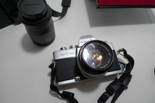 Vintage- Minolta SRT 100 With Extras: CASE,  LENS,  FLASH, ETC - Afbeelding 4 van 12